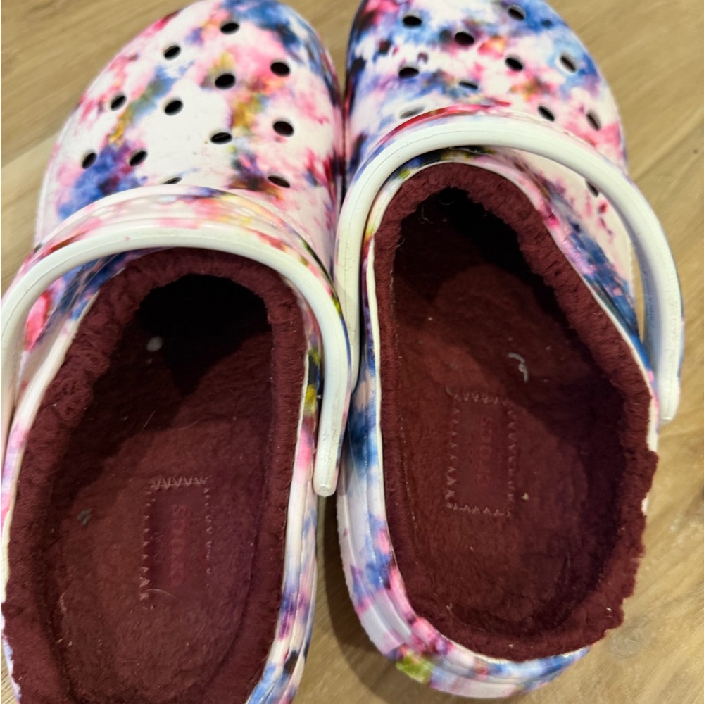CROCS Multicolor Tie-Dye Women's Shoes